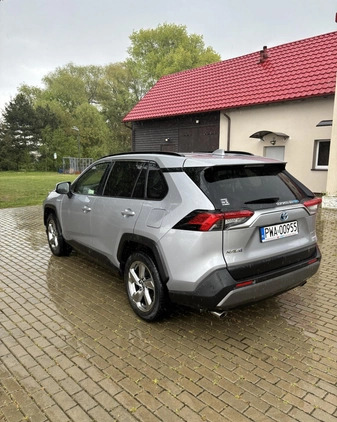 Toyota RAV4 cena 136500 przebieg: 42000, rok produkcji 2020 z Wągrowiec małe 79